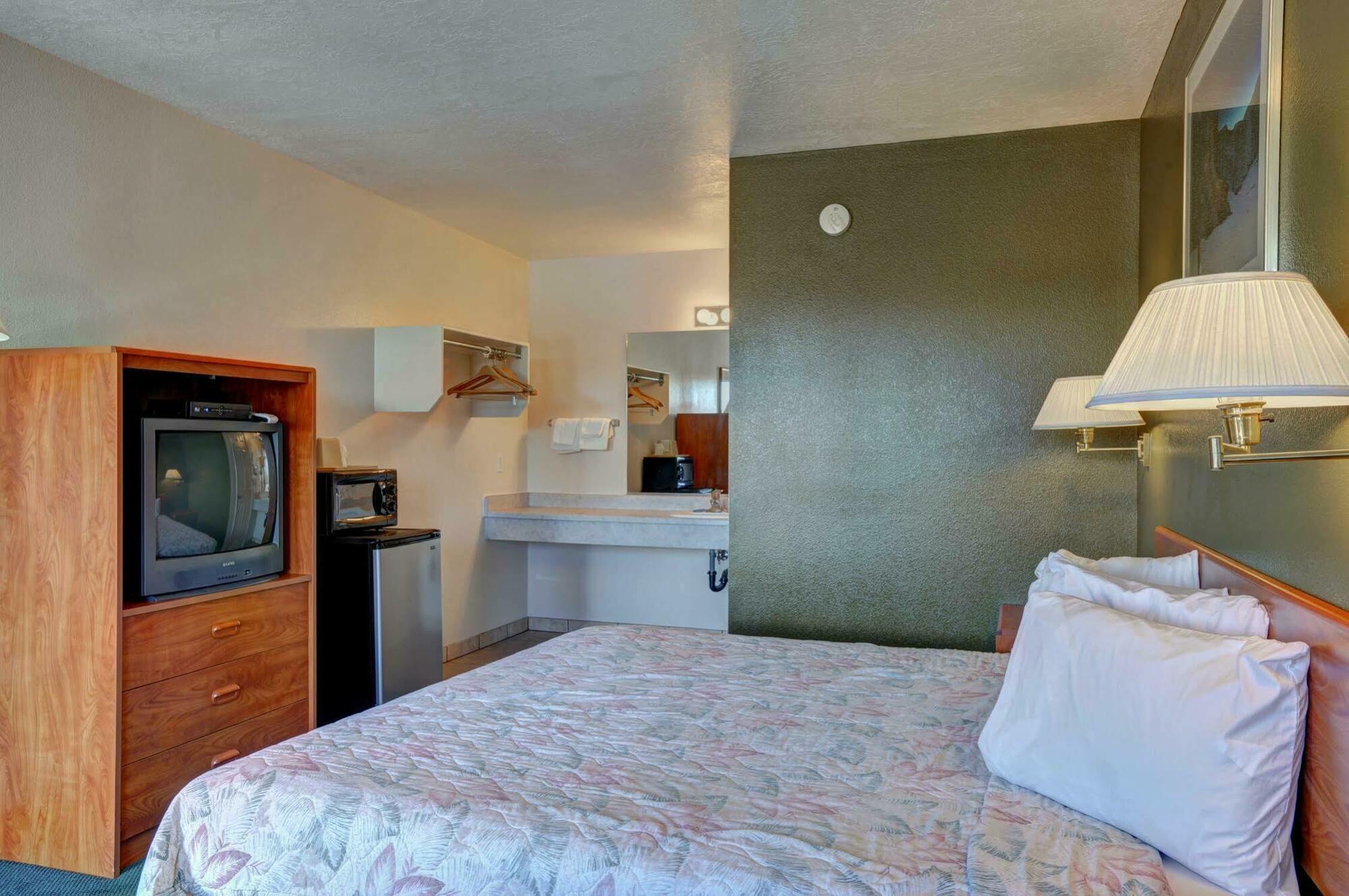 Rodeway Inn Cedar City Kültér fotó